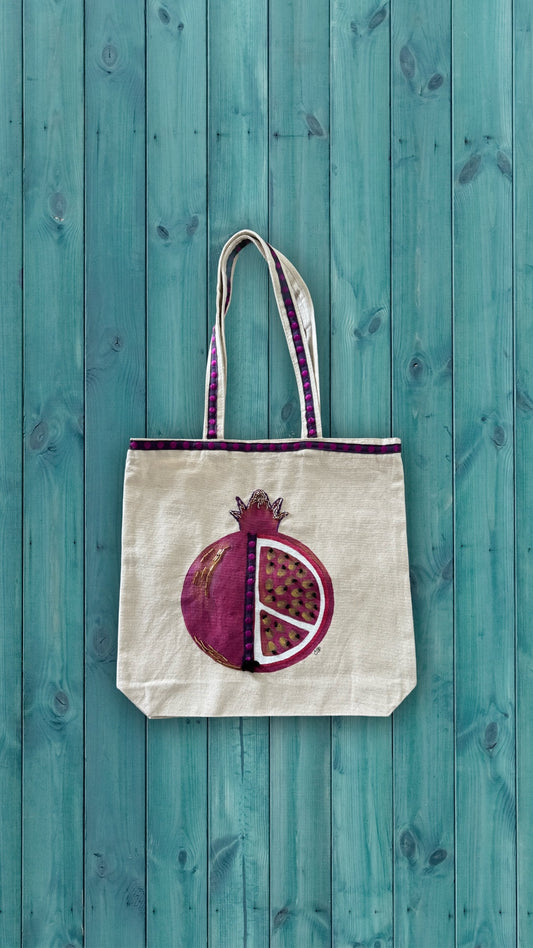 Pom Tote